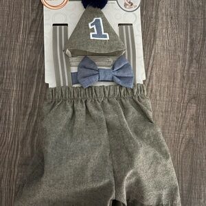 Gray Party Hat and Bow Tie Set for Kids